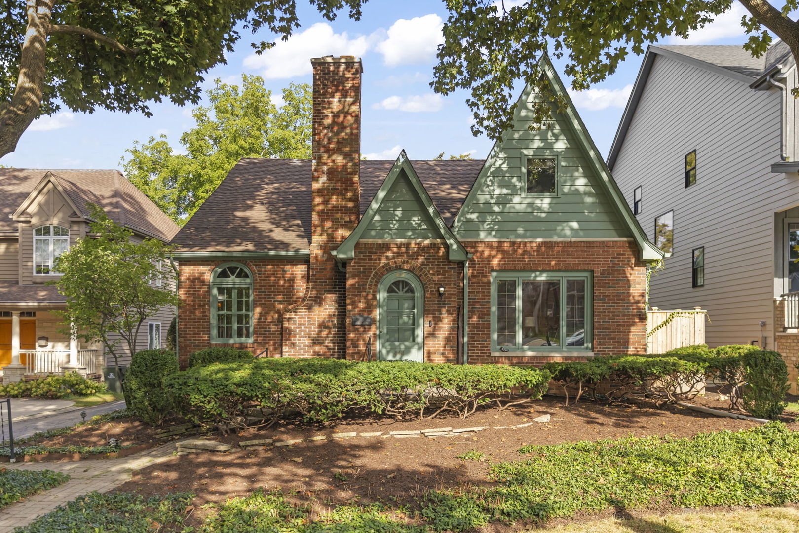 444 S Sleight Street, Naperville, IL 60540