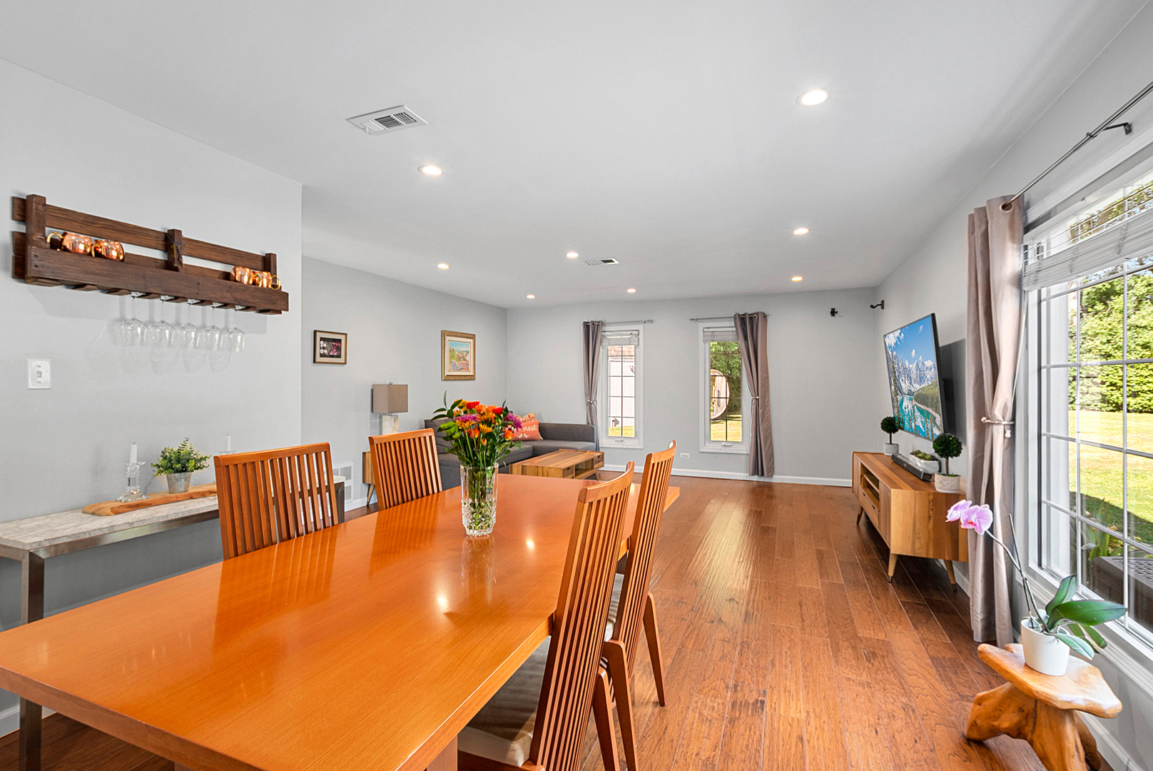 8710 W 168th Street, Orland Park, IL 60462