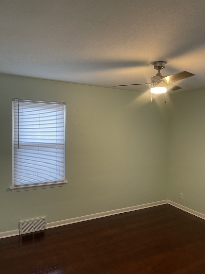 863 Mackinaw Avenue, Calumet City, IL 60409