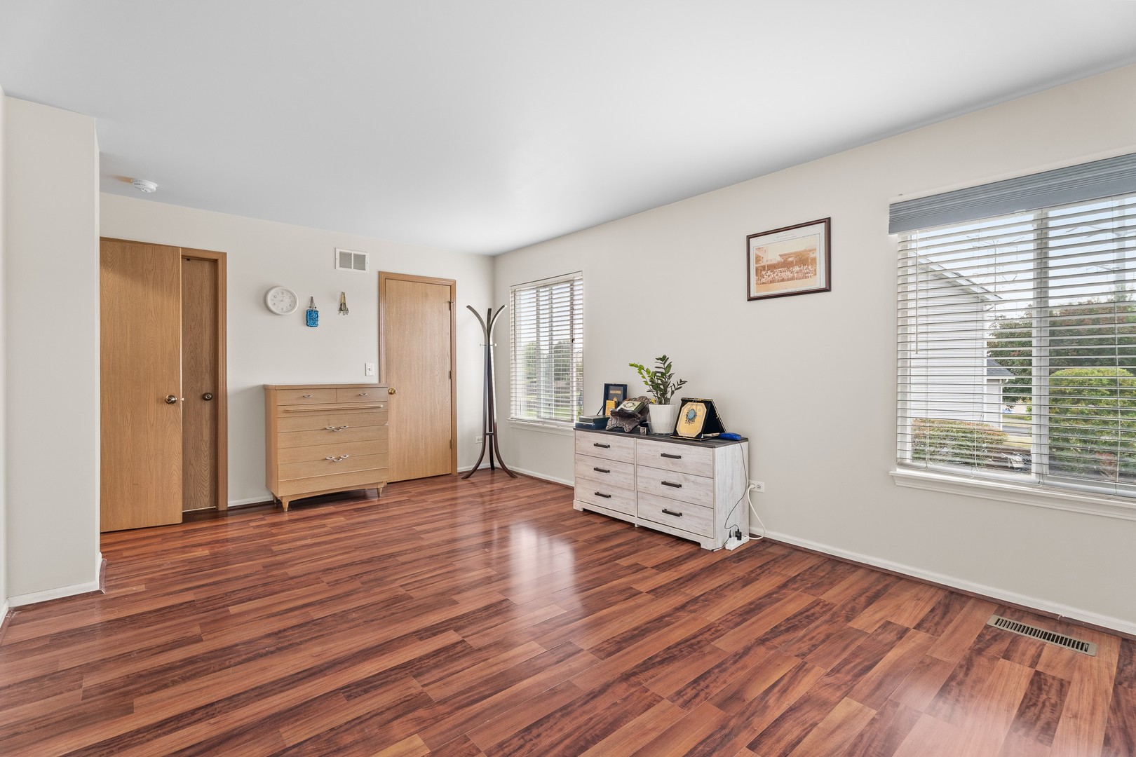 412 Clifton Lane, Bolingbrook, IL 60440