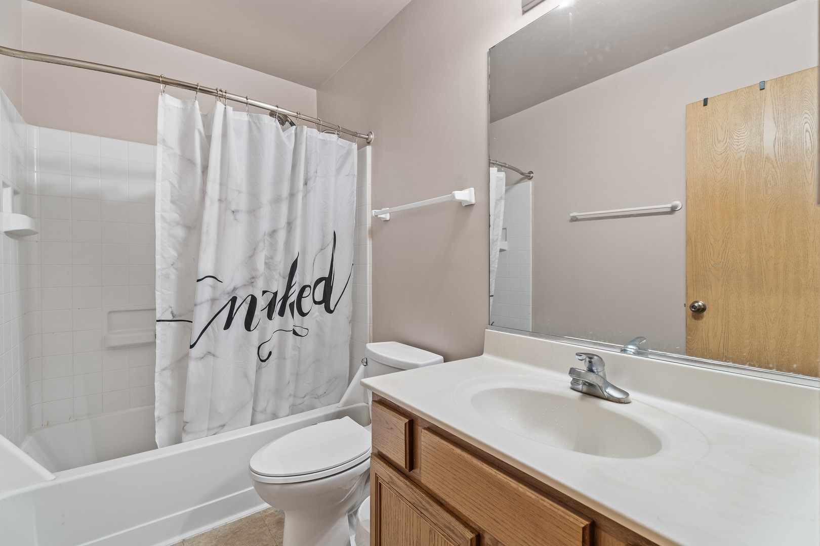 412 Clifton Lane, Bolingbrook, IL 60440