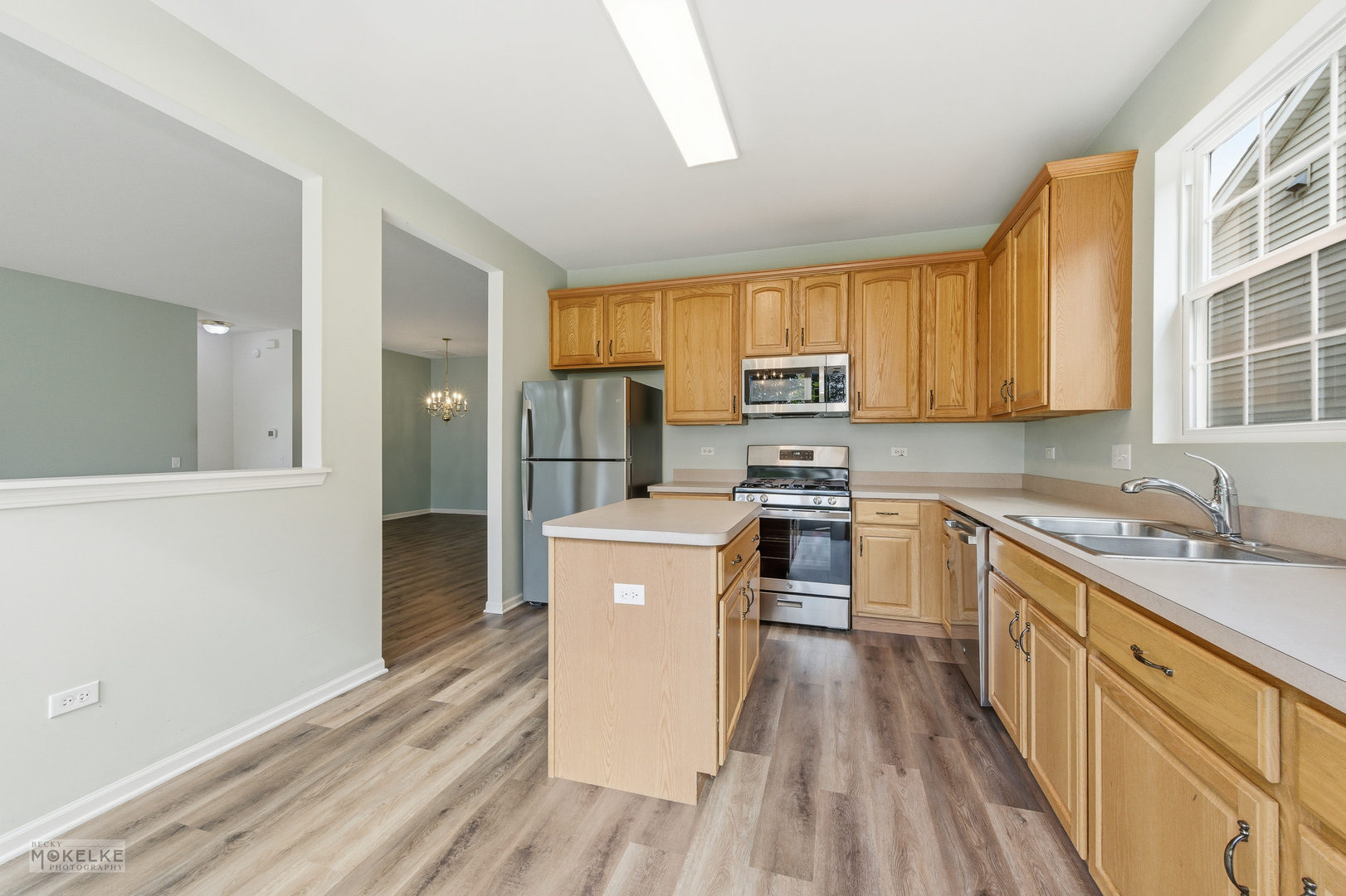 2821 Cascade Falls Circle, Elgin, IL 60124