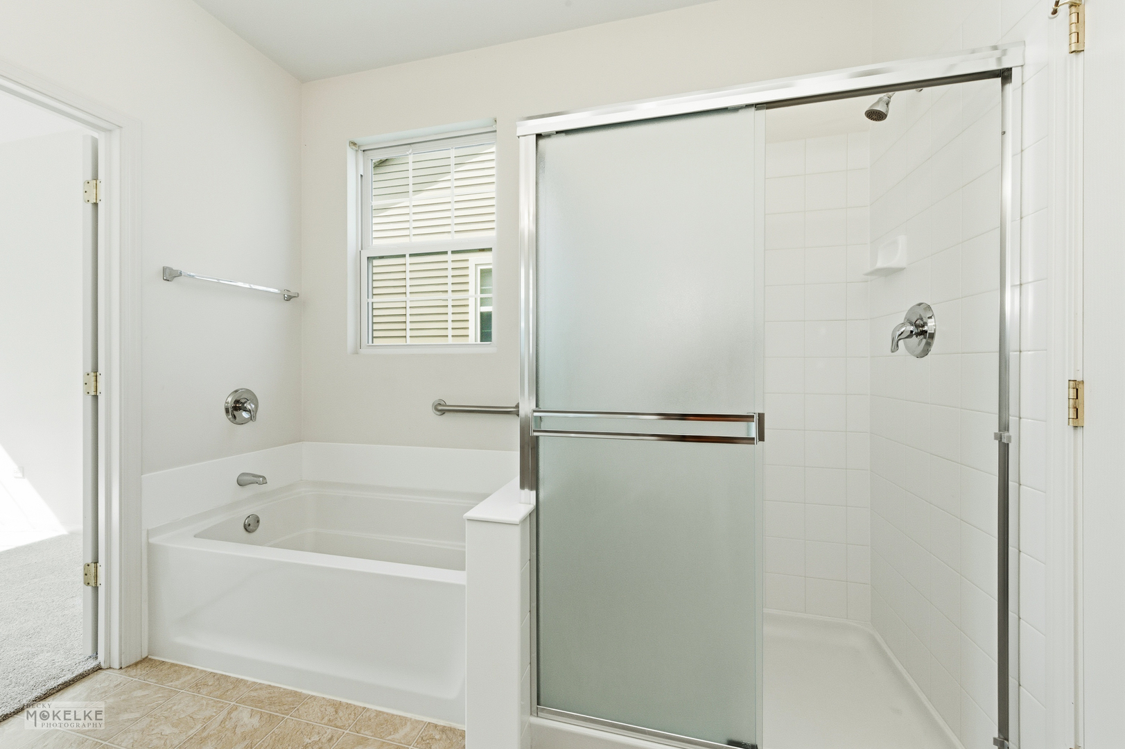 2821 Cascade Falls Circle, Elgin, IL 60124