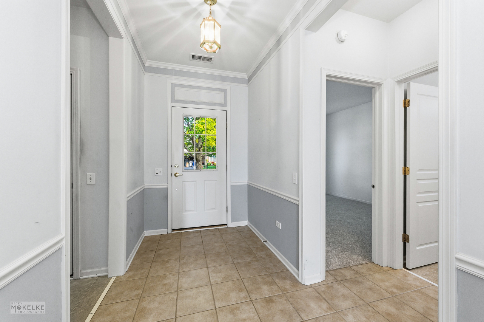 2821 Cascade Falls Circle, Elgin, IL 60124