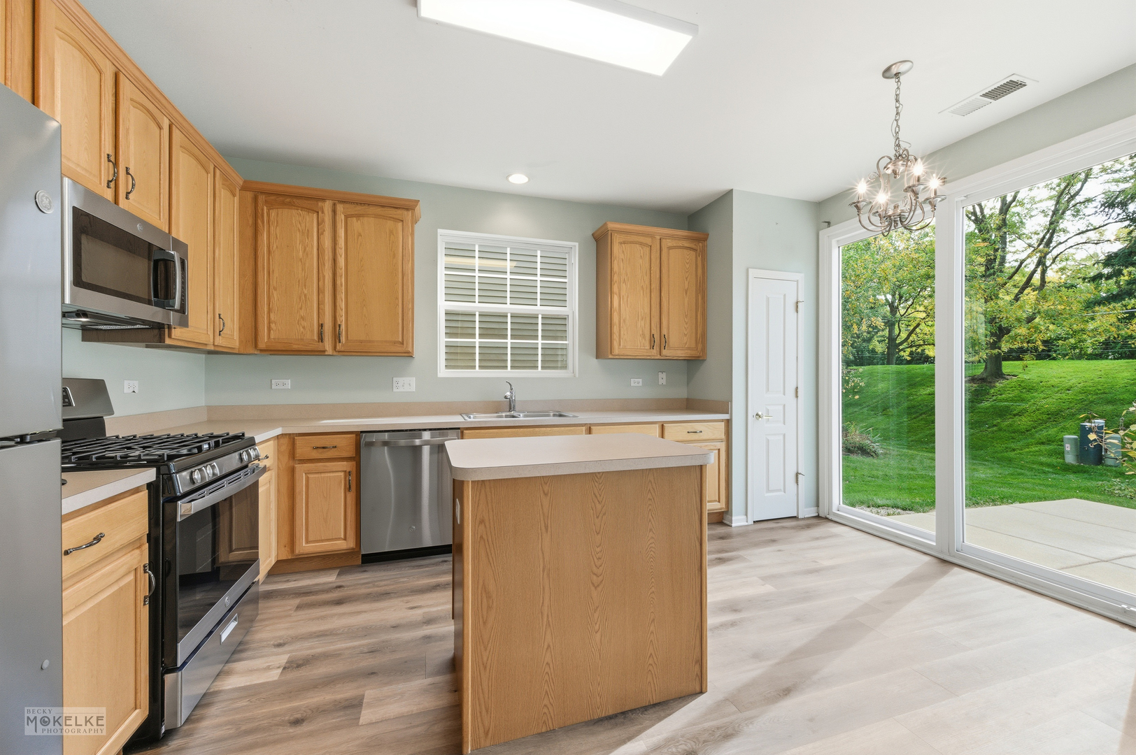 2821 Cascade Falls Circle, Elgin, IL 60124