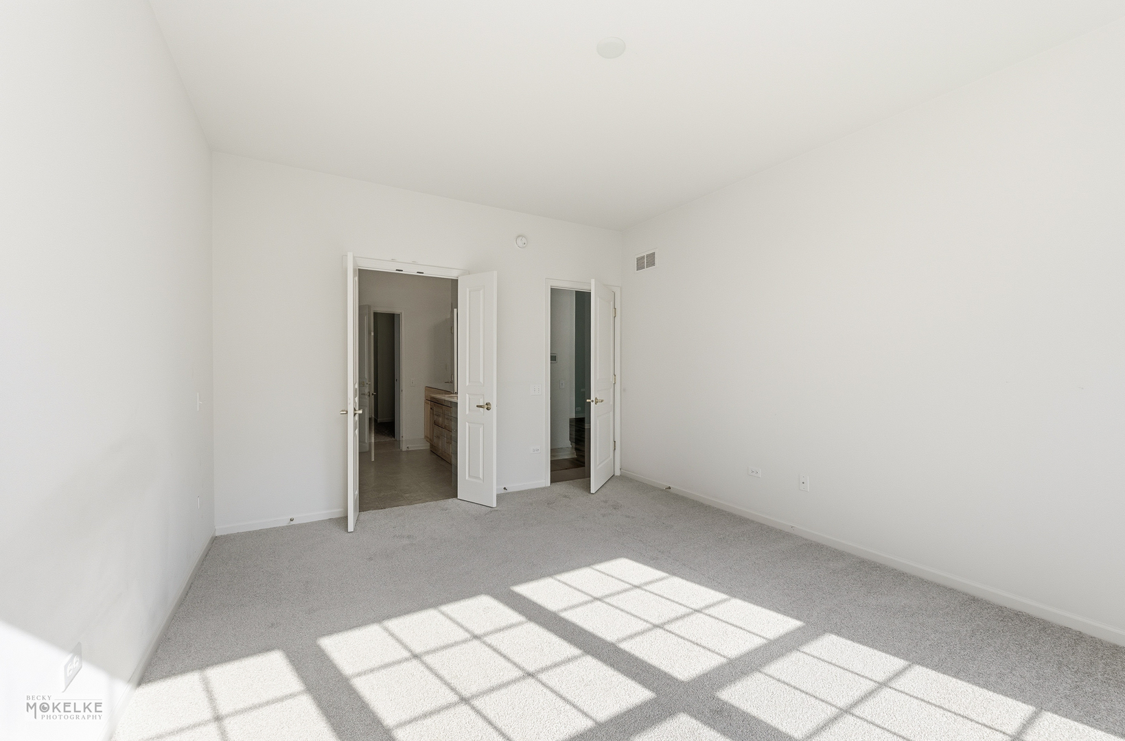 2821 Cascade Falls Circle, Elgin, IL 60124