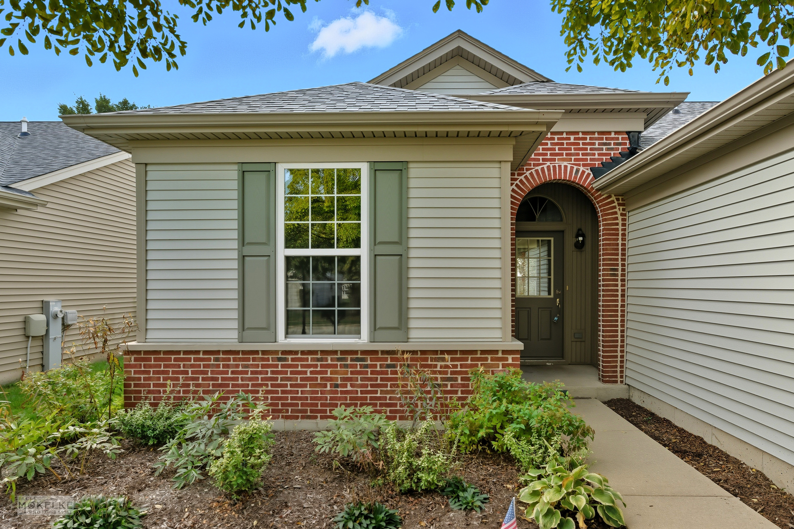 2821 Cascade Falls Circle, Elgin, IL 60124