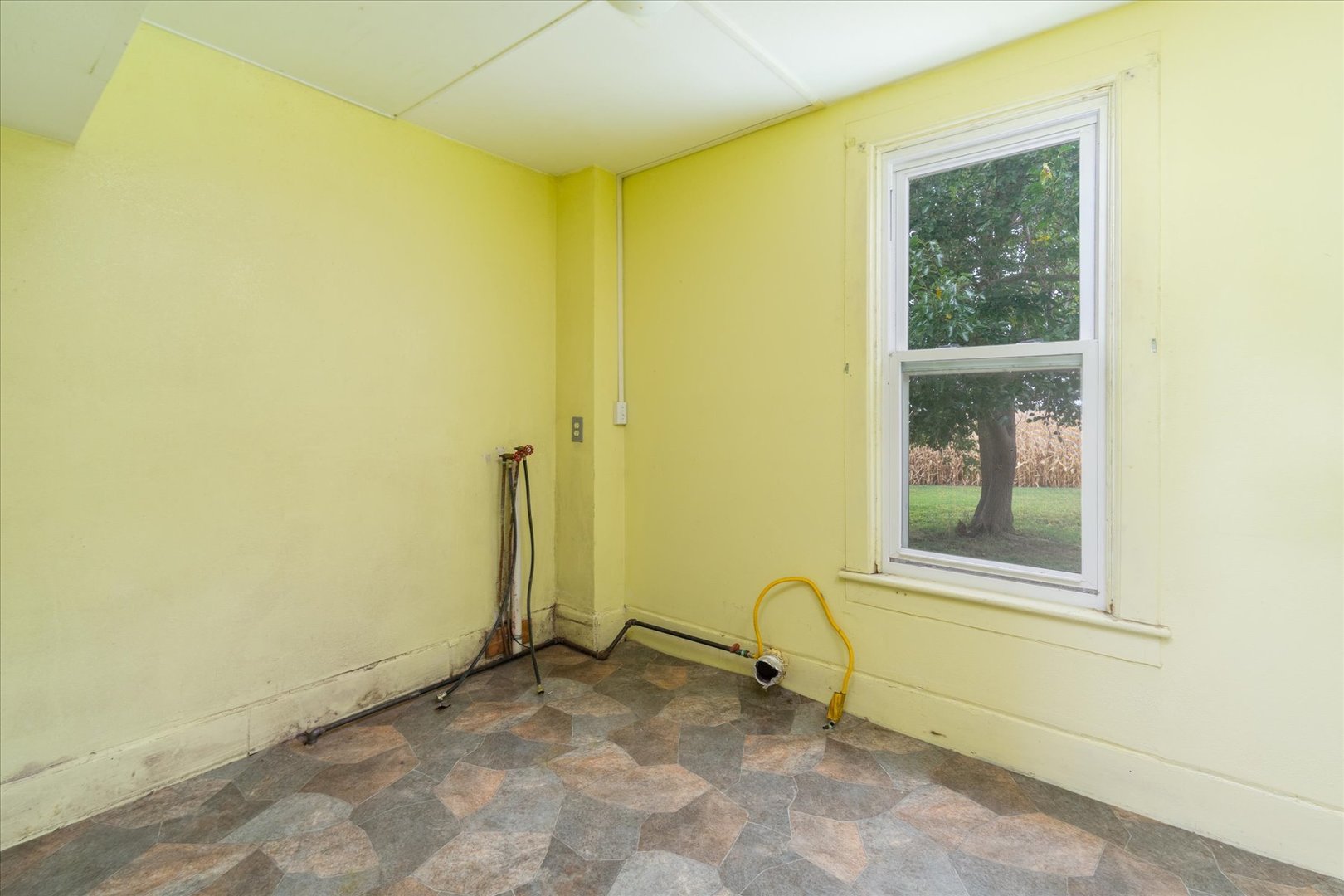 107 E Long Street, Ohio, IL 61349