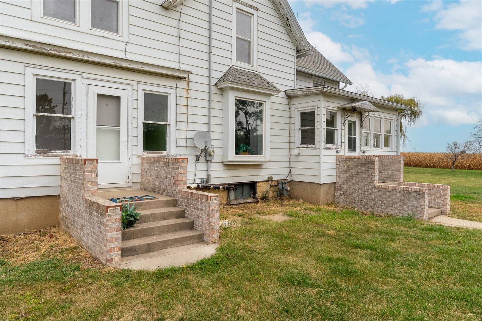 107 E Long Street, Ohio, IL 61349