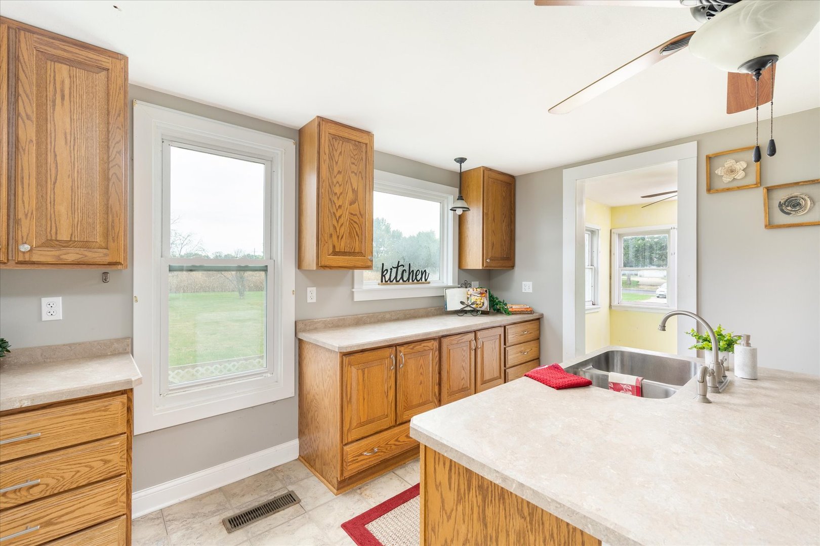 107 E Long Street, Ohio, IL 61349