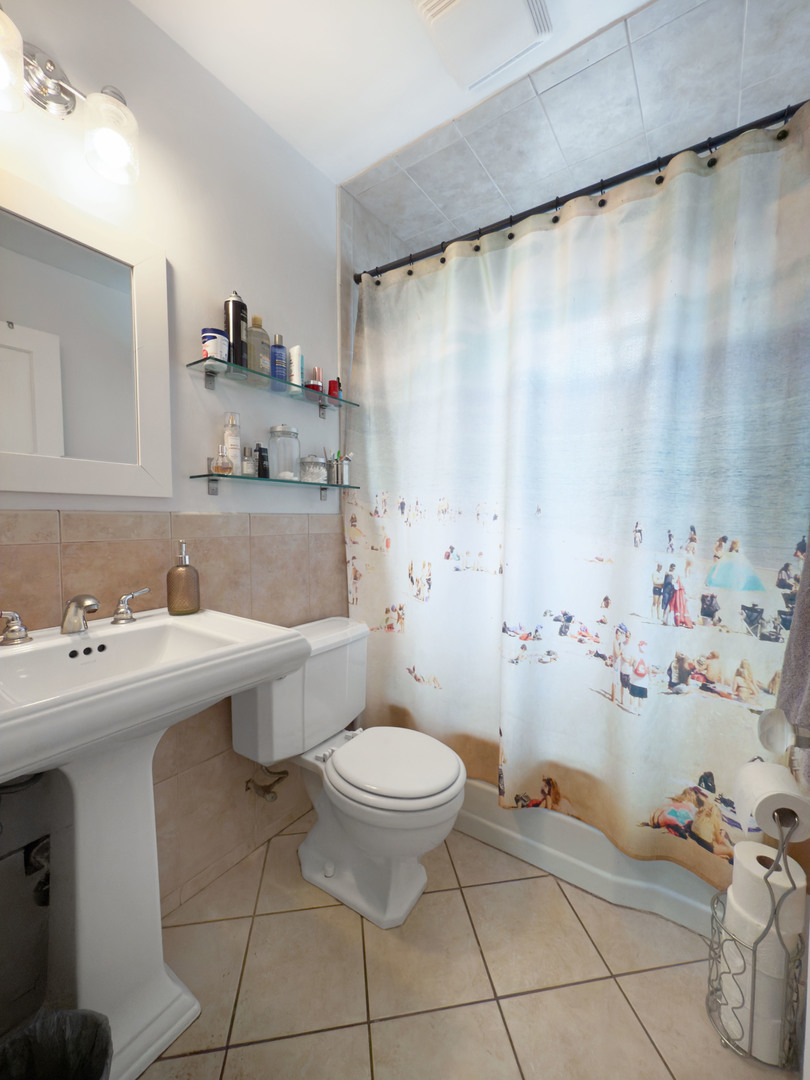 415 S Highland Avenue, Lombard, IL 60148