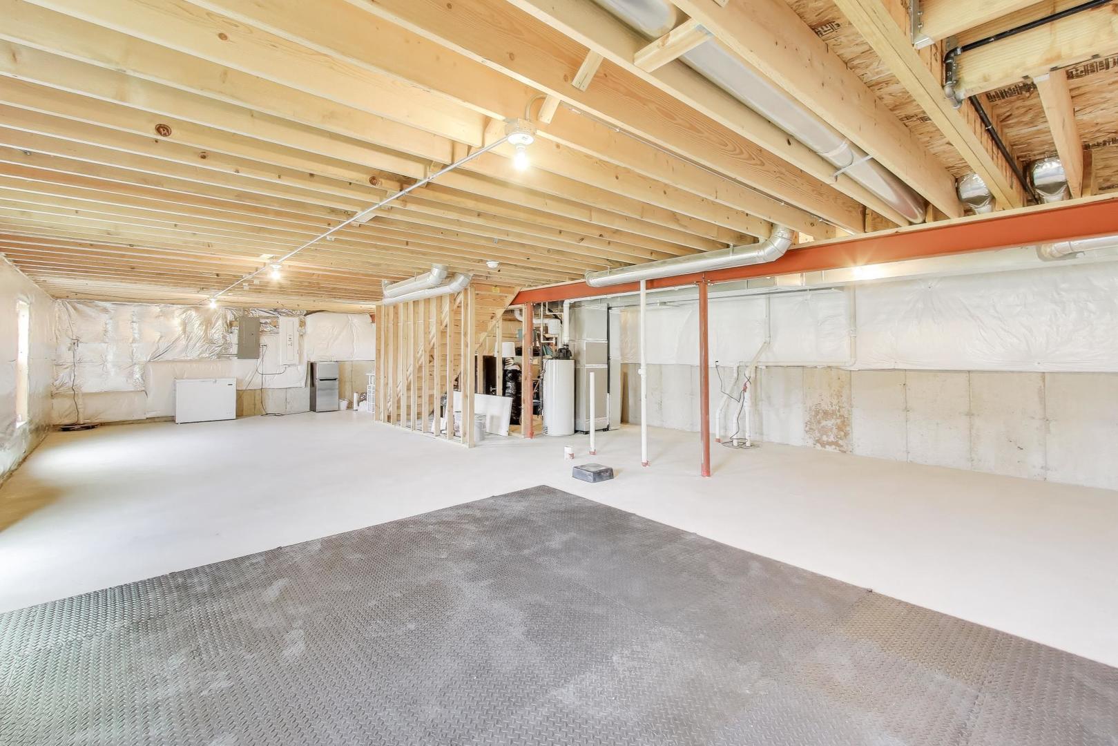 2058 Ingemunson Lane, Yorkville, IL 60560