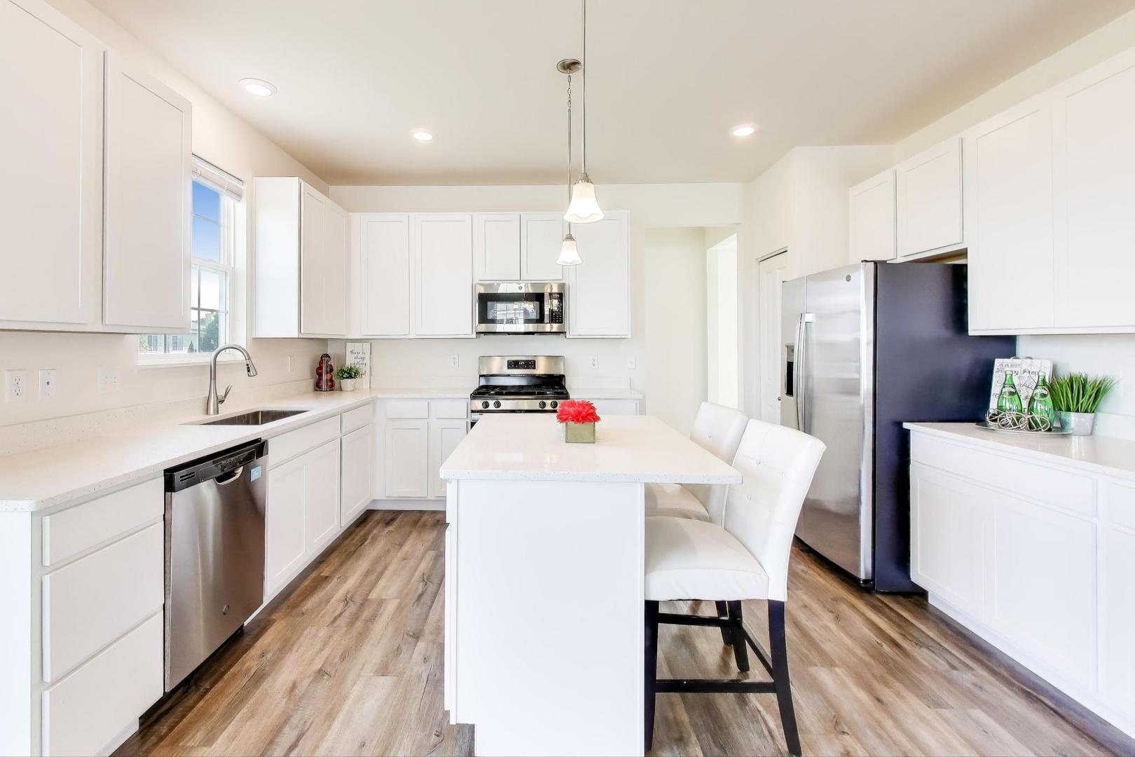 2058 Ingemunson Lane, Yorkville, IL 60560