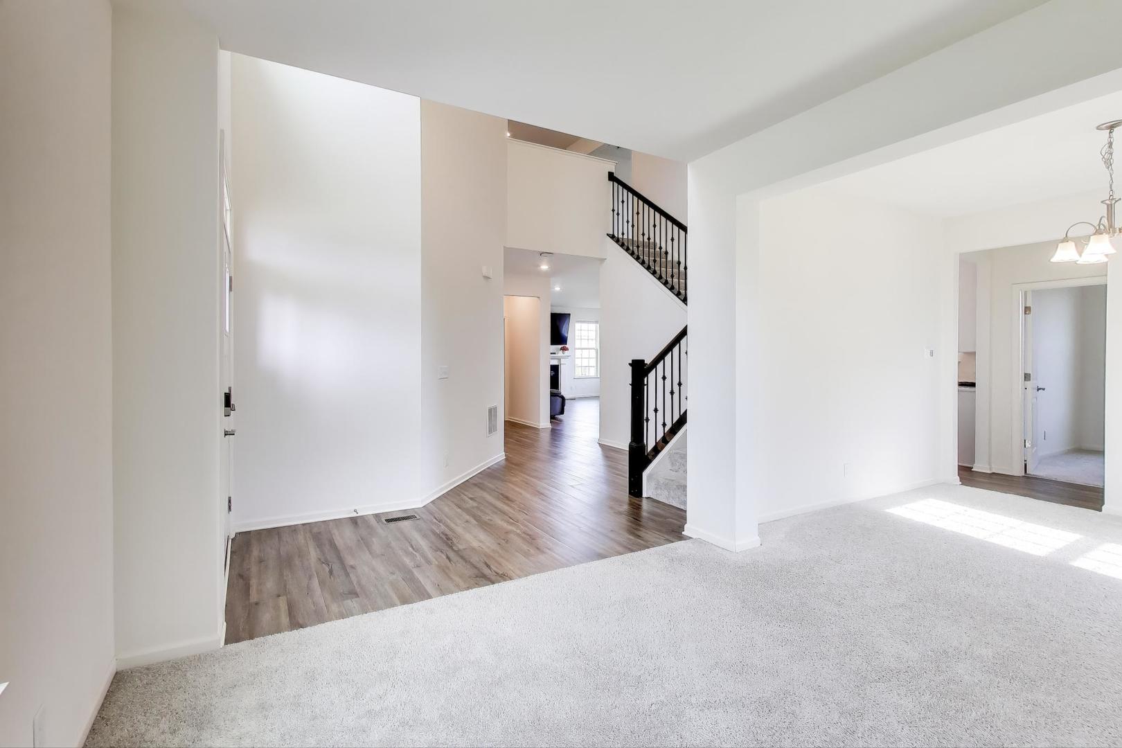 2058 Ingemunson Lane, Yorkville, IL 60560