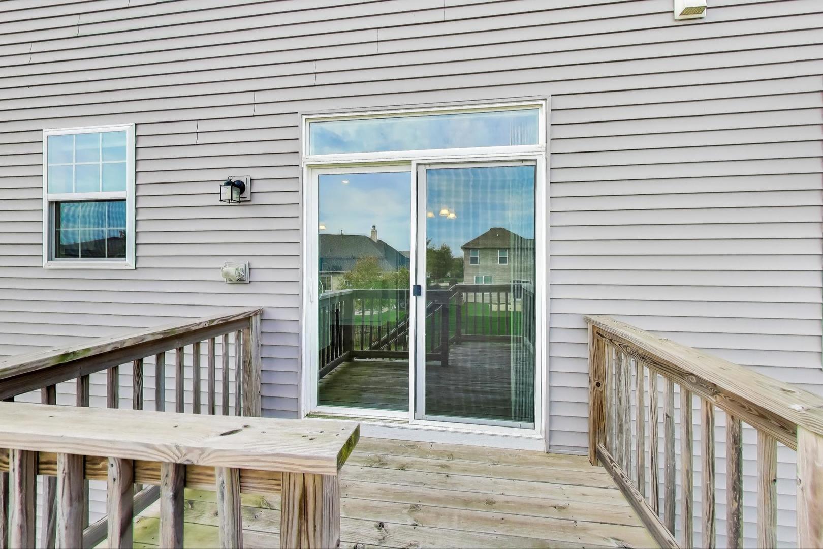 2058 Ingemunson Lane, Yorkville, IL 60560