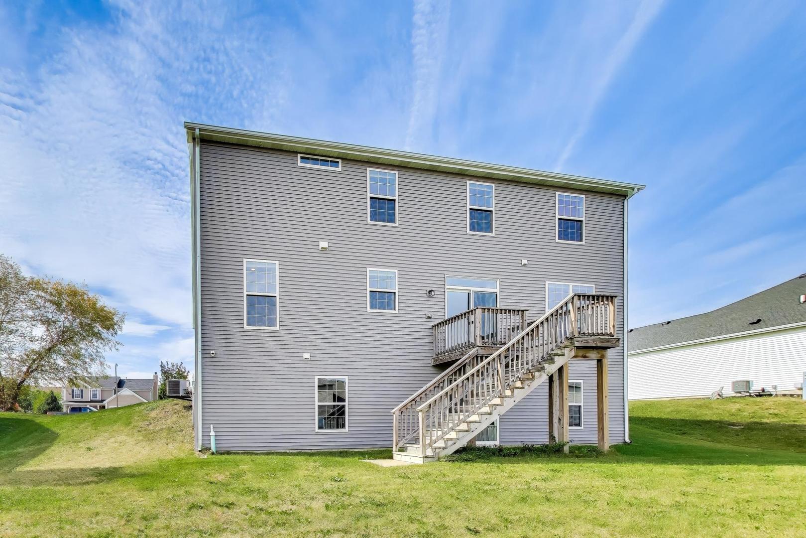 2058 Ingemunson Lane, Yorkville, IL 60560