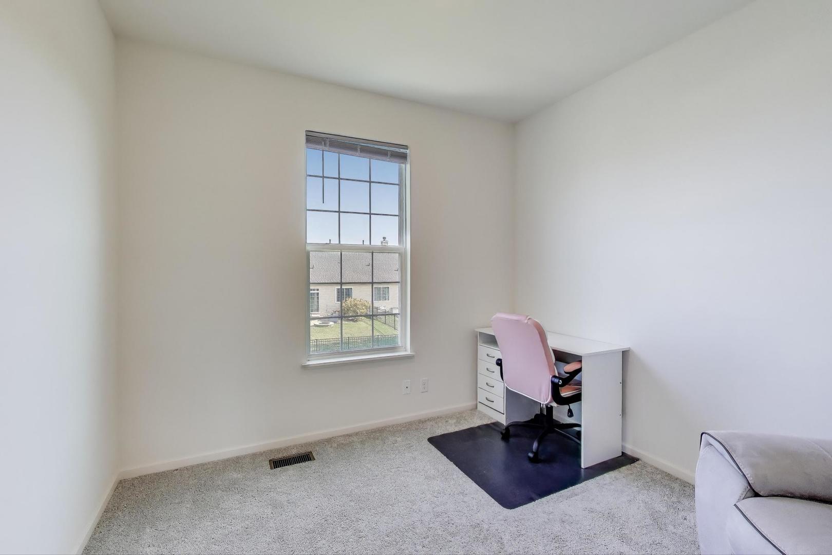 2058 Ingemunson Lane, Yorkville, IL 60560