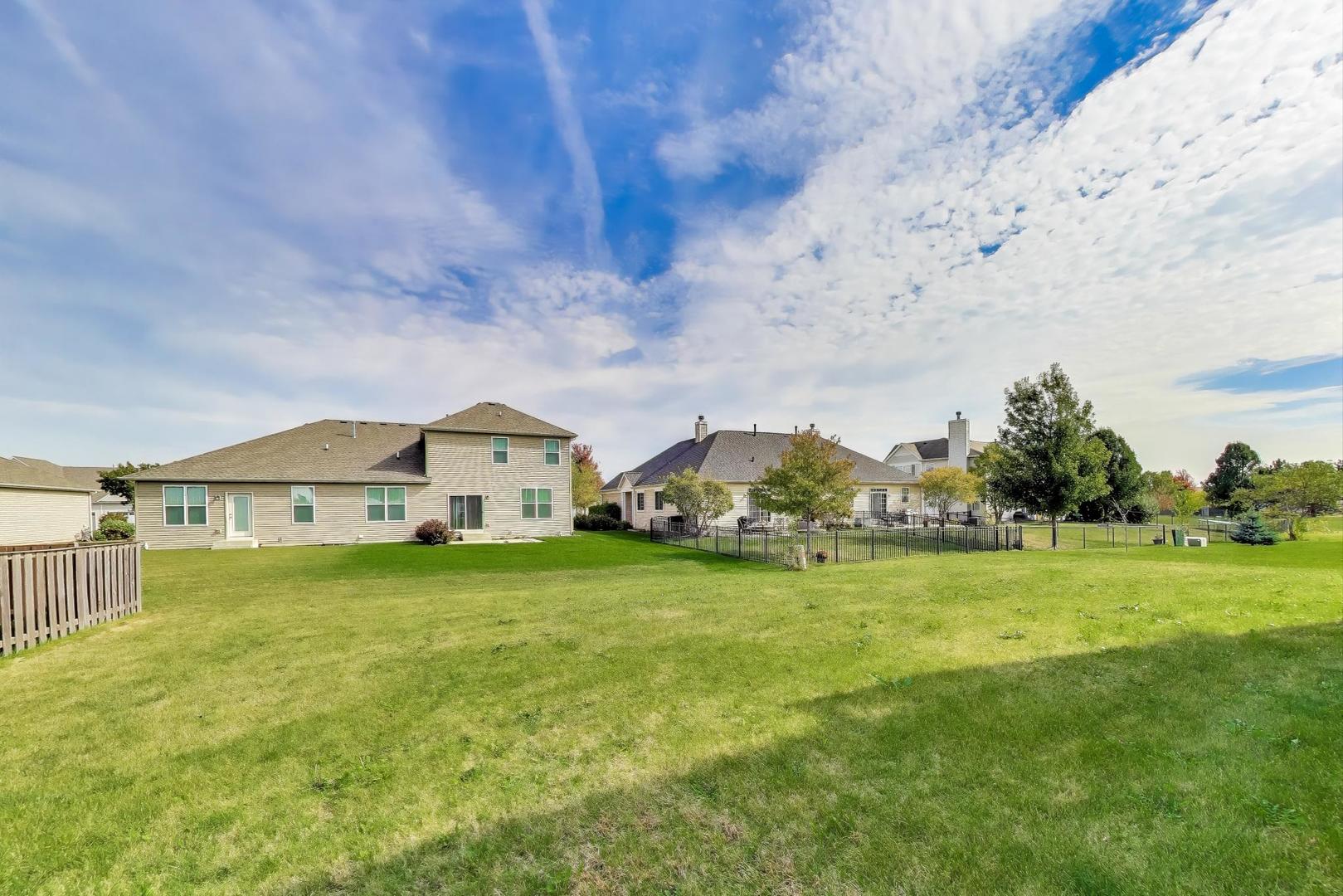 2058 Ingemunson Lane, Yorkville, IL 60560
