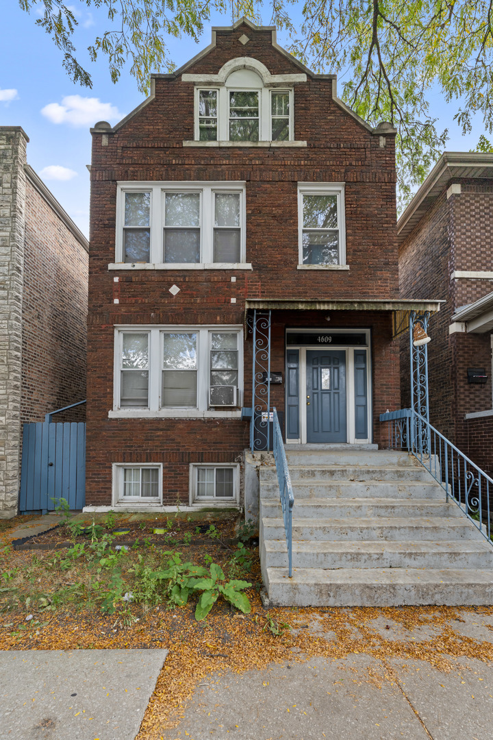 4609 S Rockwell Street, Chicago, IL 60632