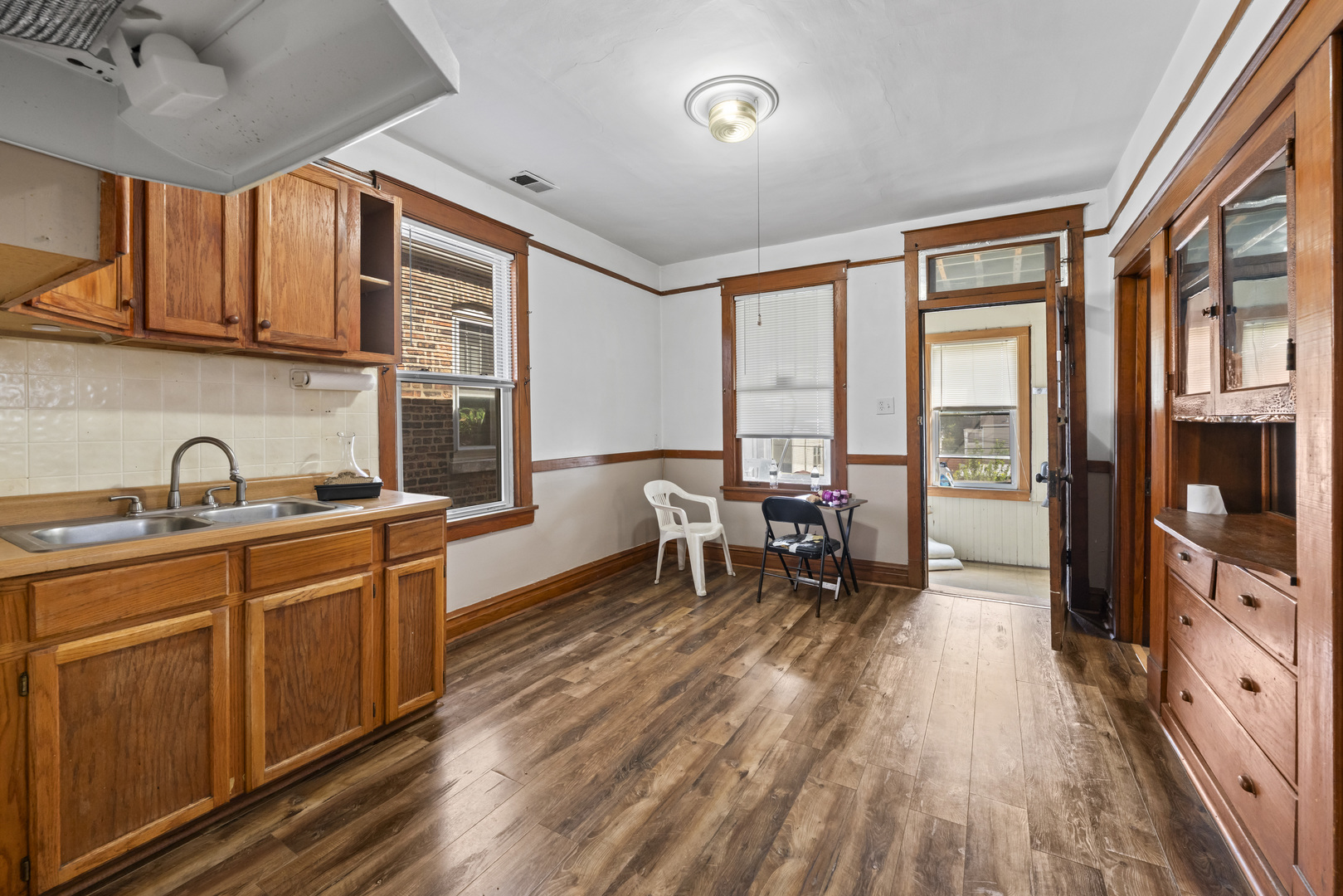 4609 S Rockwell Street, Chicago, IL 60632