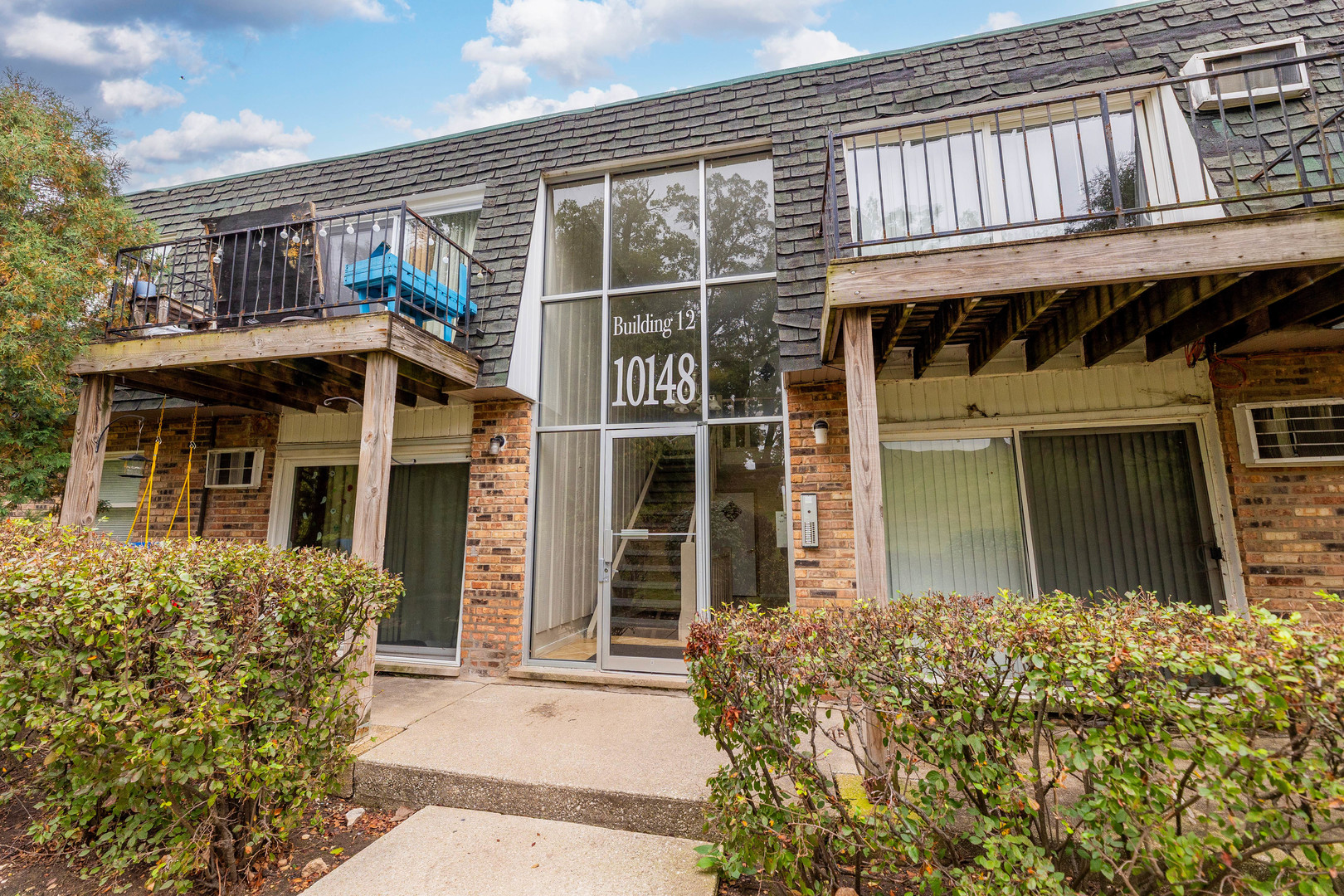 10148 S 84th Terrace #215, Palos Hills, IL 60465