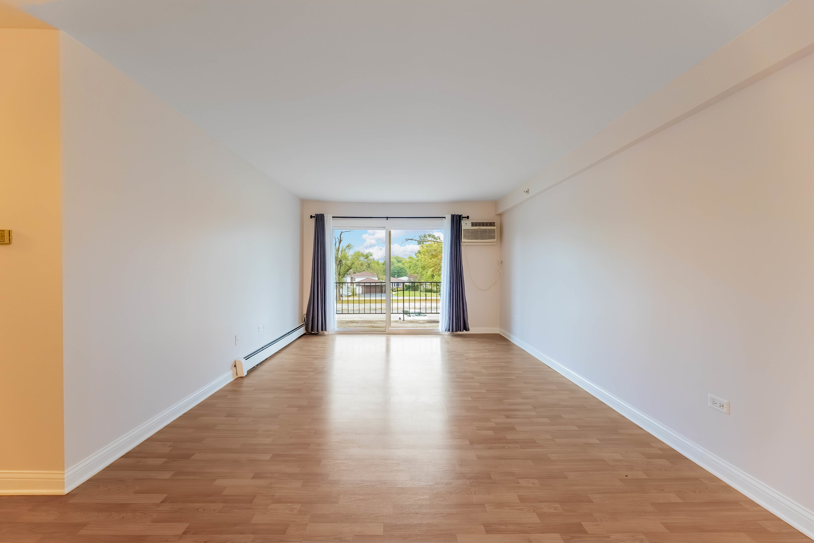 10148 S 84th Terrace #215, Palos Hills, IL 60465