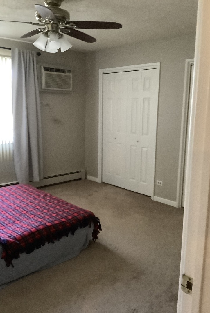 5723 129th Street #7E, Crestwood, IL 60418