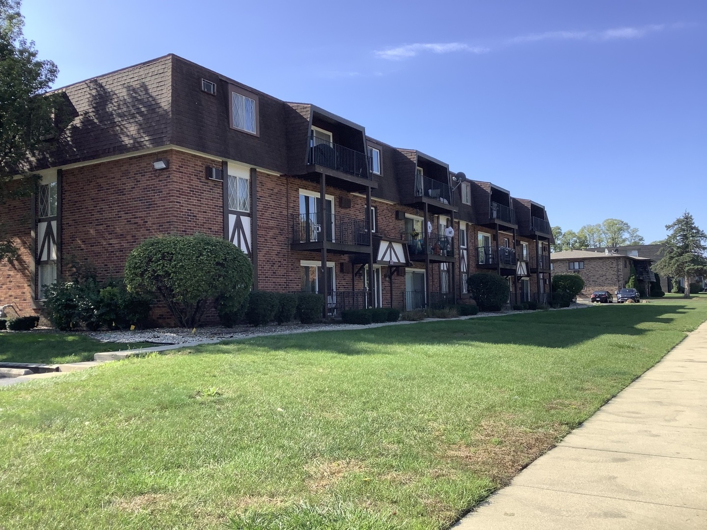 5723 129th Street #7E, Crestwood, IL 60418