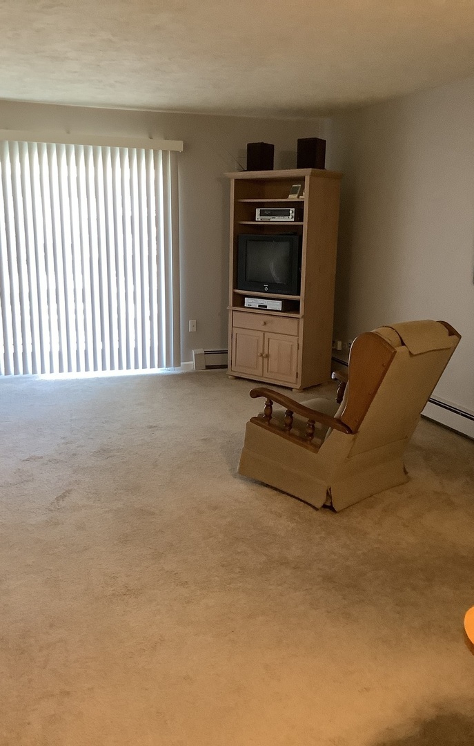 5723 129th Street #7E, Crestwood, IL 60418