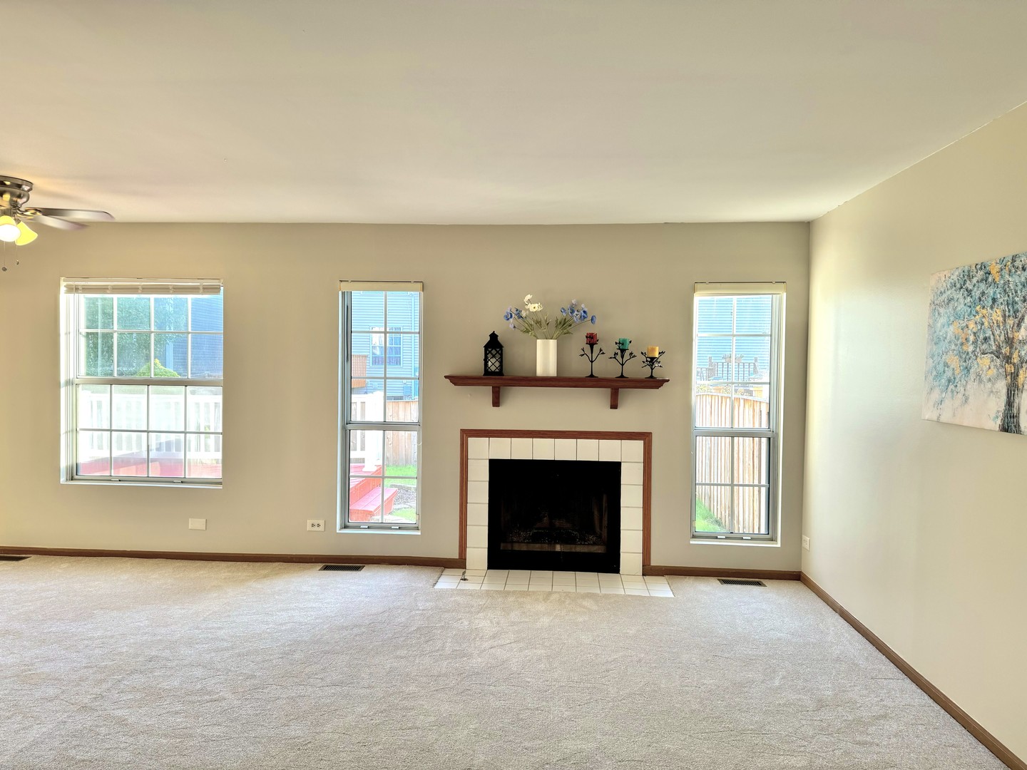 1604 ESTATE Circle, Naperville, IL 60565