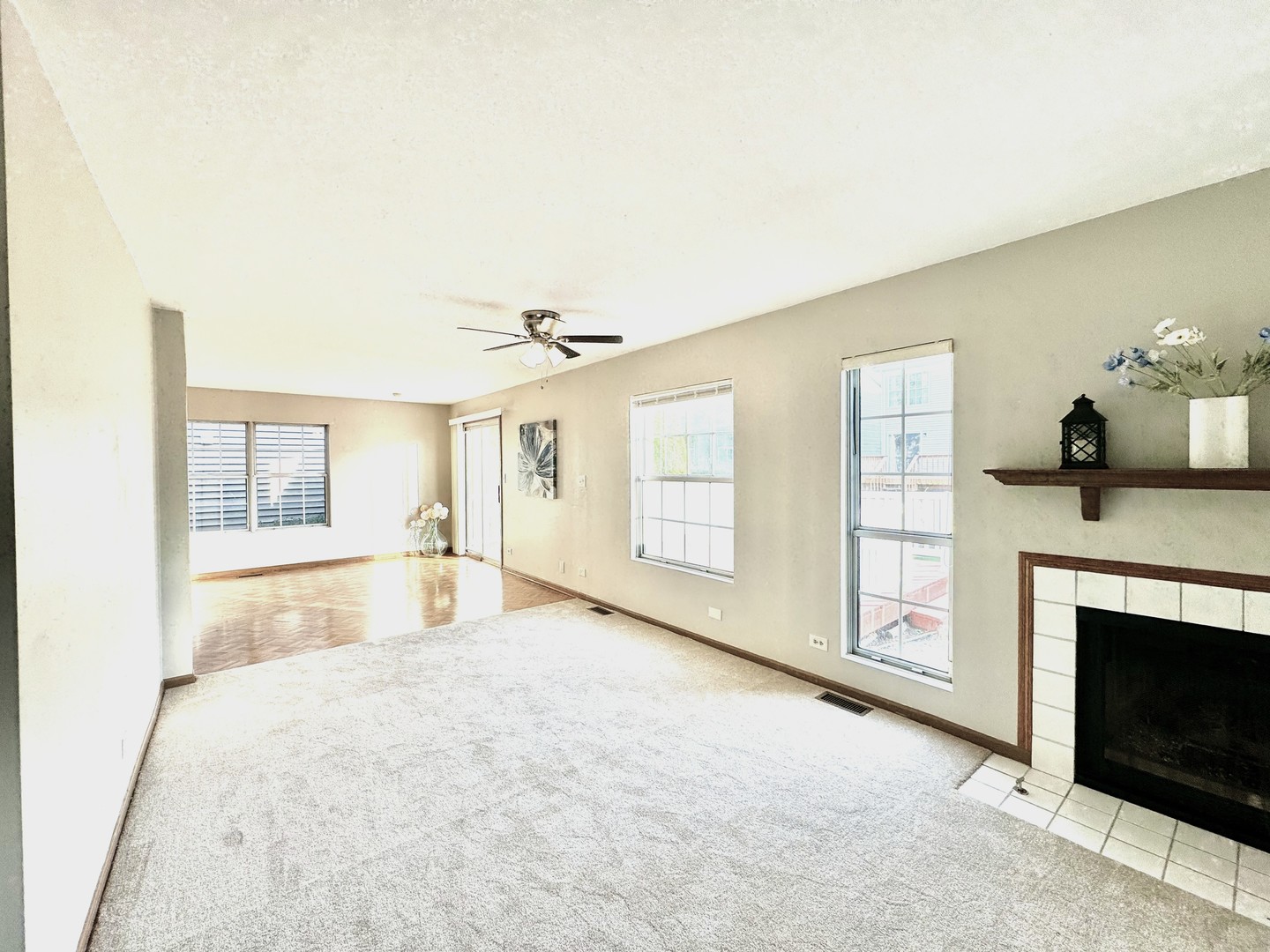 1604 ESTATE Circle, Naperville, IL 60565