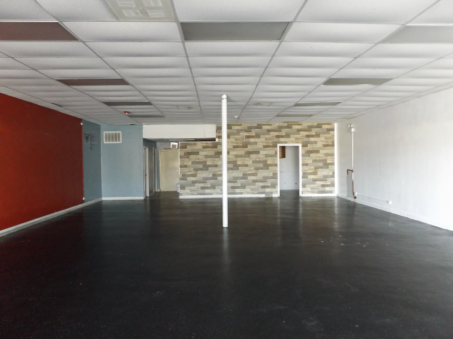 1502 N Elmhurst Road, Mount Prospect, IL 60056