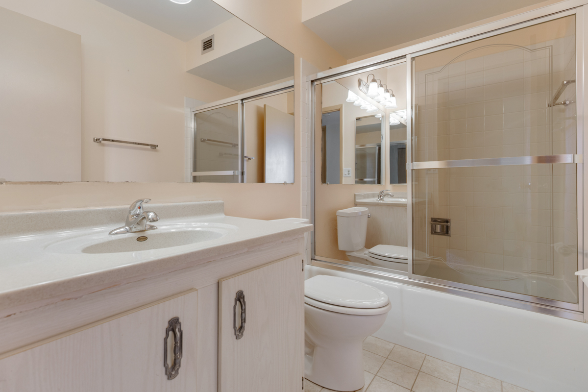 700 WELLINGTON Avenue #419, Elk Grove Village, IL 60007