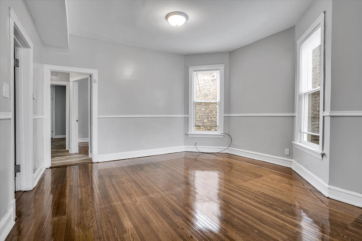 4336 W Adams Street, Chicago, IL 60624