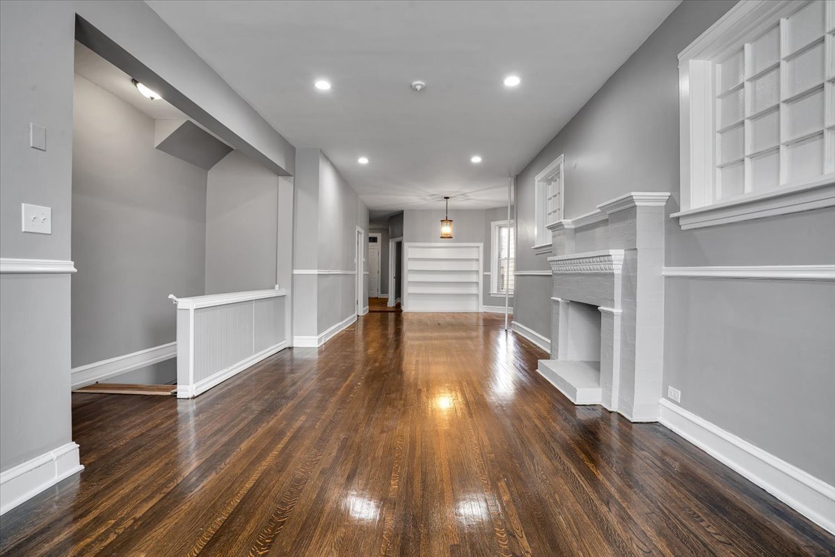 4336 W Adams Street, Chicago, IL 60624