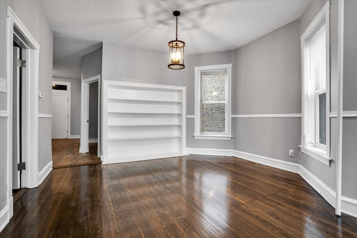 4336 W Adams Street, Chicago, IL 60624