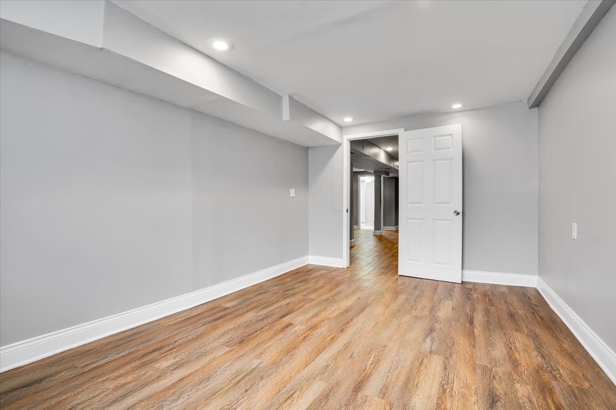 4336 W Adams Street, Chicago, IL 60624