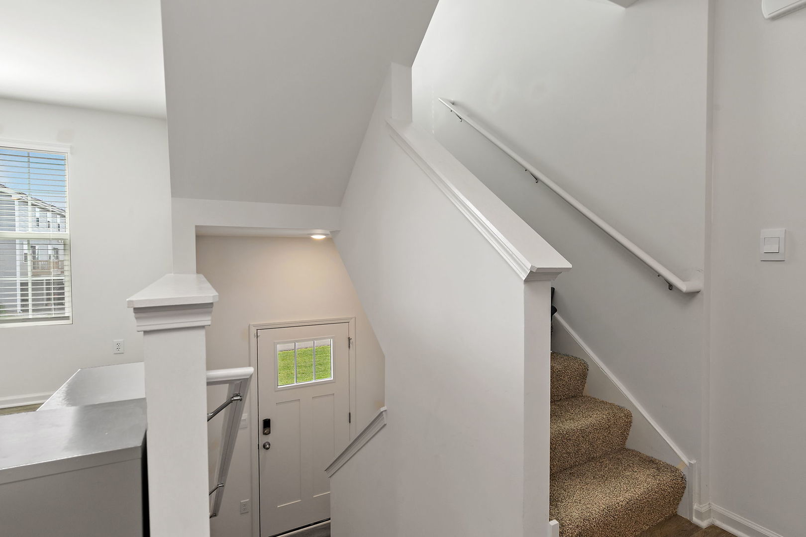 804 Briar Glen Court, Hampshire, IL 60140