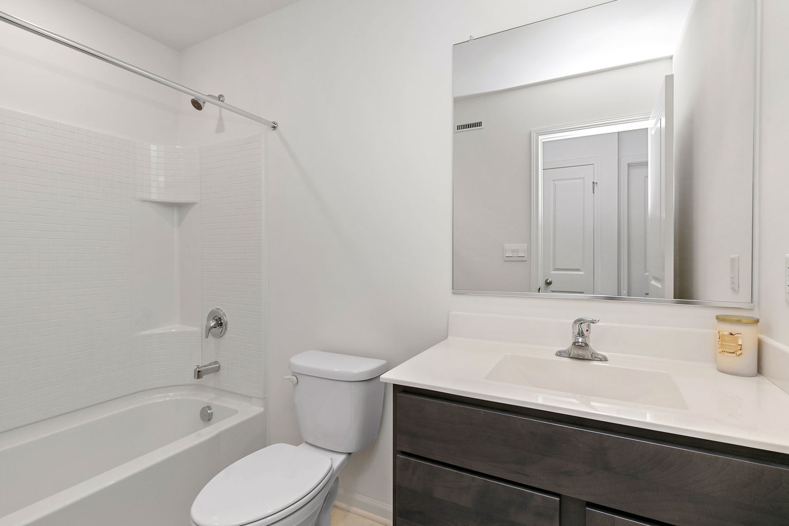 804 Briar Glen Court, Hampshire, IL 60140