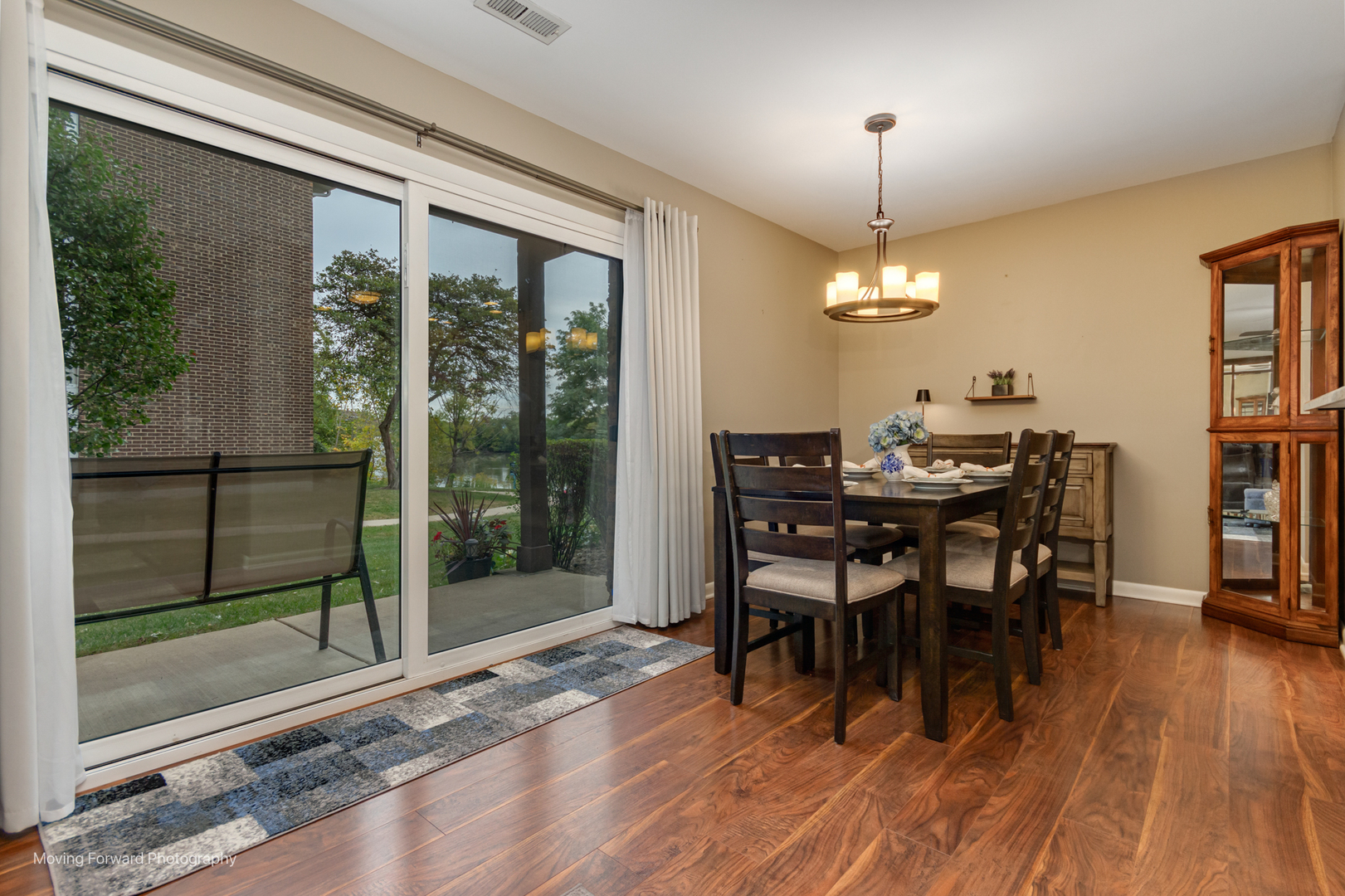 1701 Lakecliffe Drive #D, Wheaton, IL 60189