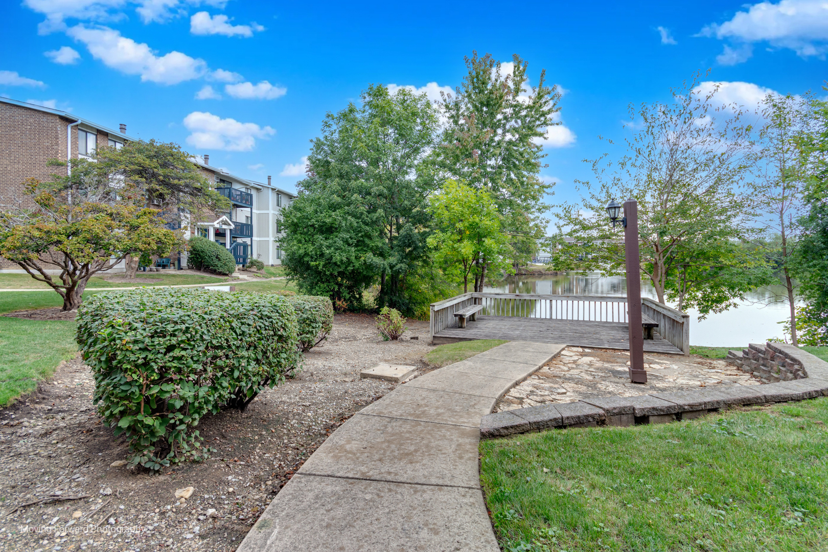 1701 Lakecliffe Drive #D, Wheaton, IL 60189