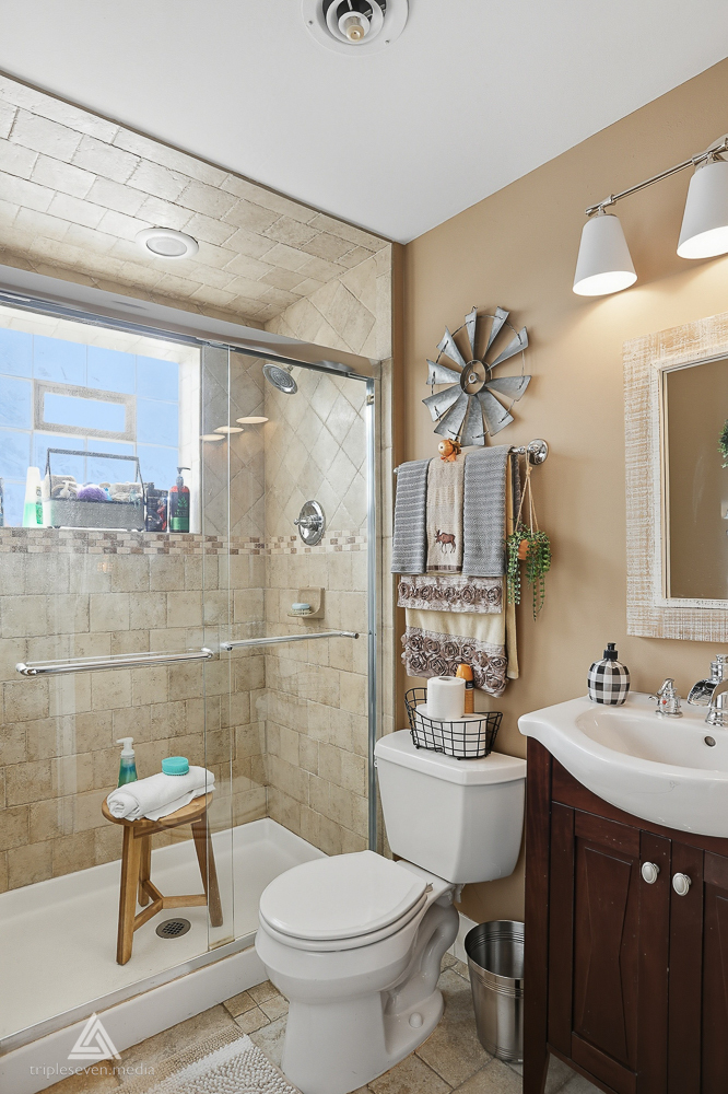 6346 90TH Street, Oak Lawn, IL 60453