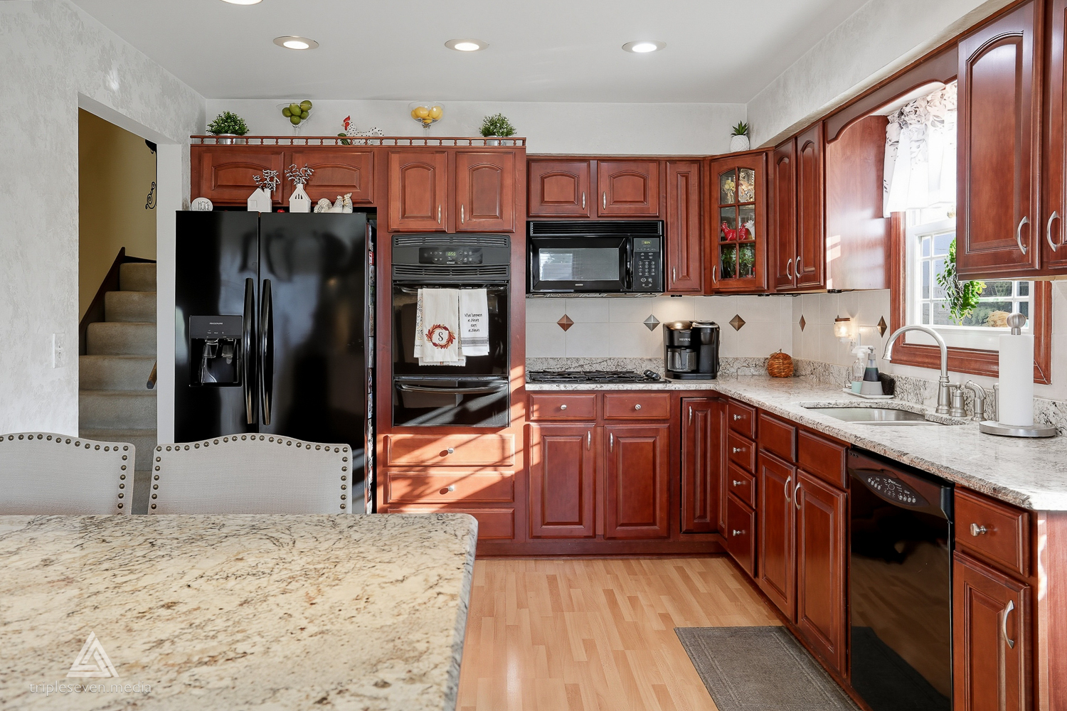 6346 90TH Street, Oak Lawn, IL 60453