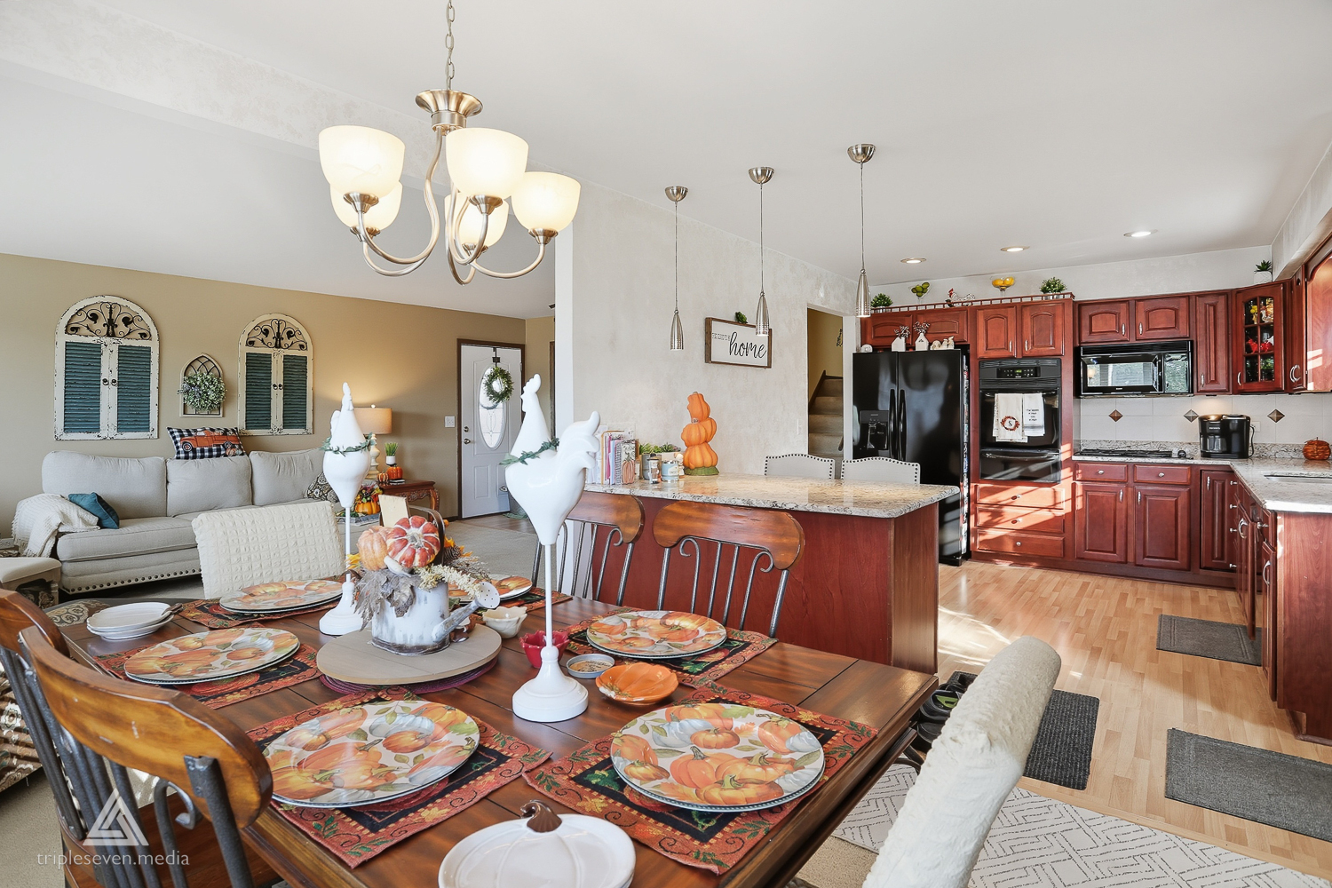 6346 90TH Street, Oak Lawn, IL 60453