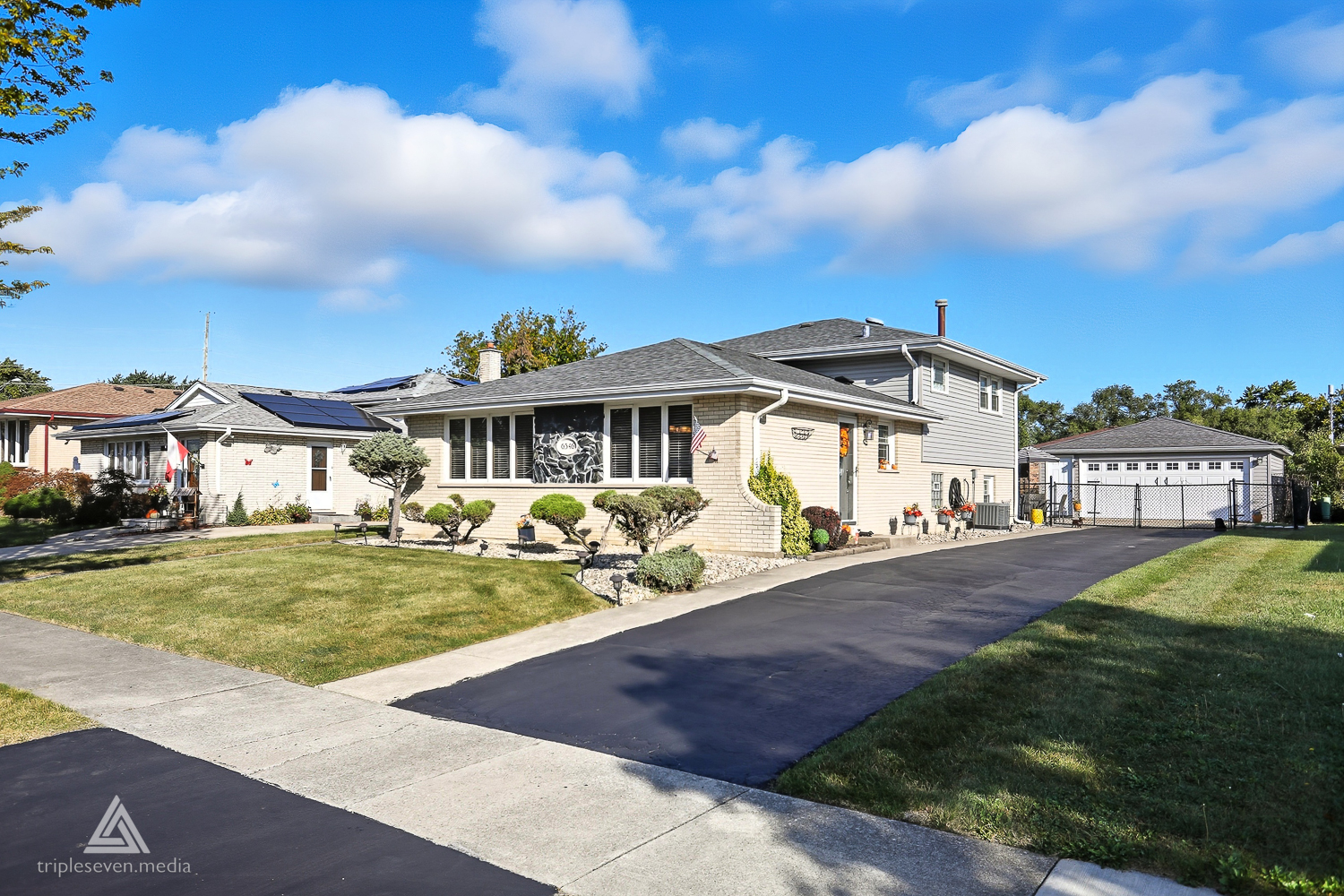 6346 90TH Street, Oak Lawn, IL 60453