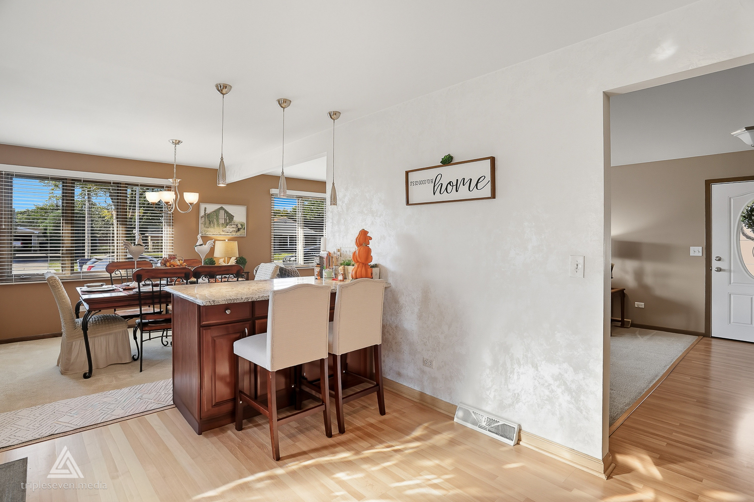 6346 90TH Street, Oak Lawn, IL 60453