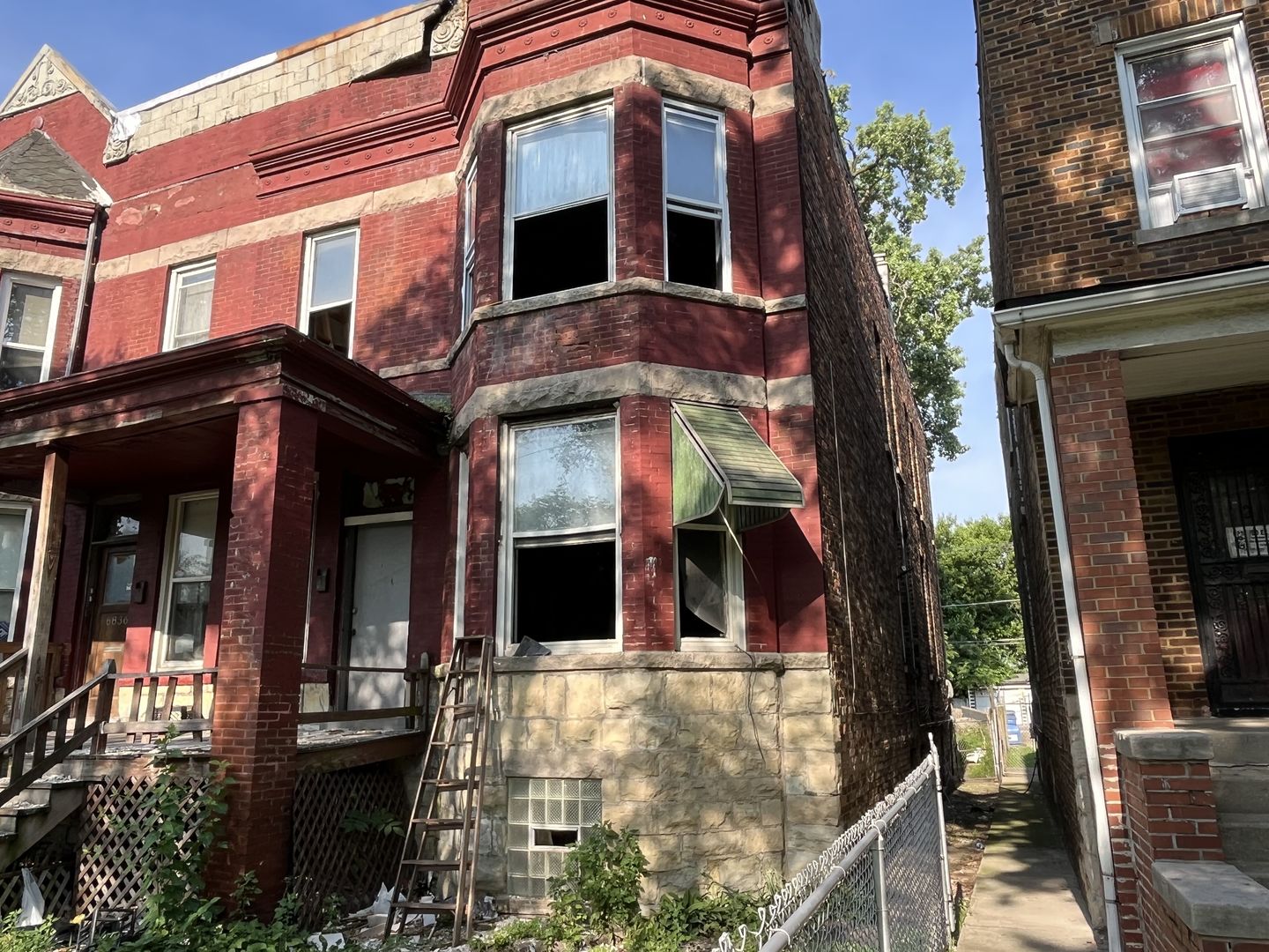6834 S Lafayette Avenue, Chicago, IL 60621