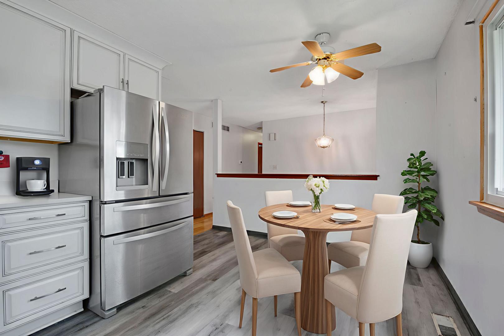 4565 Dupont Drive, Hanover Park, IL 60133