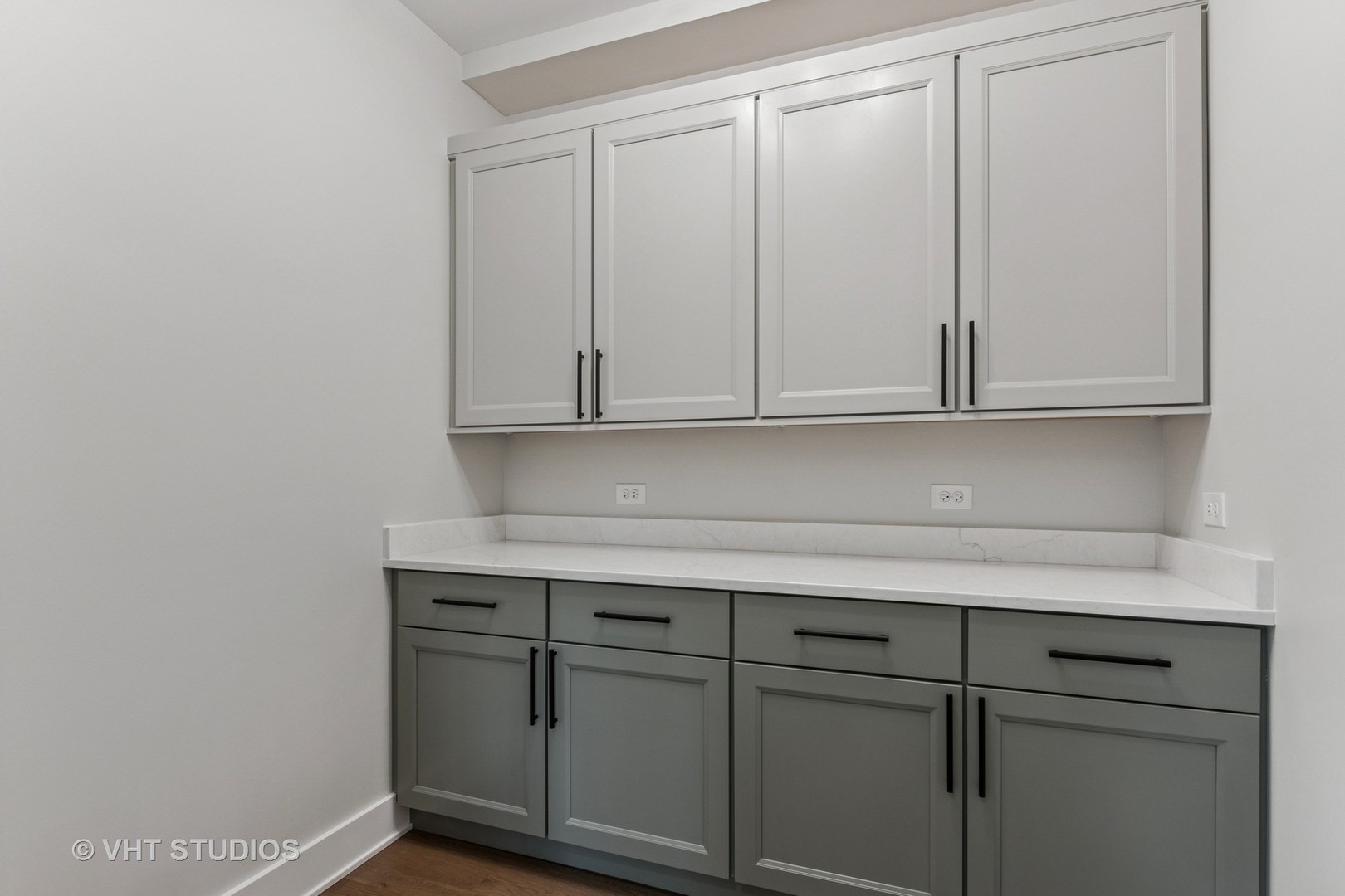 1527 N Louise Lane, Palatine, IL 60067