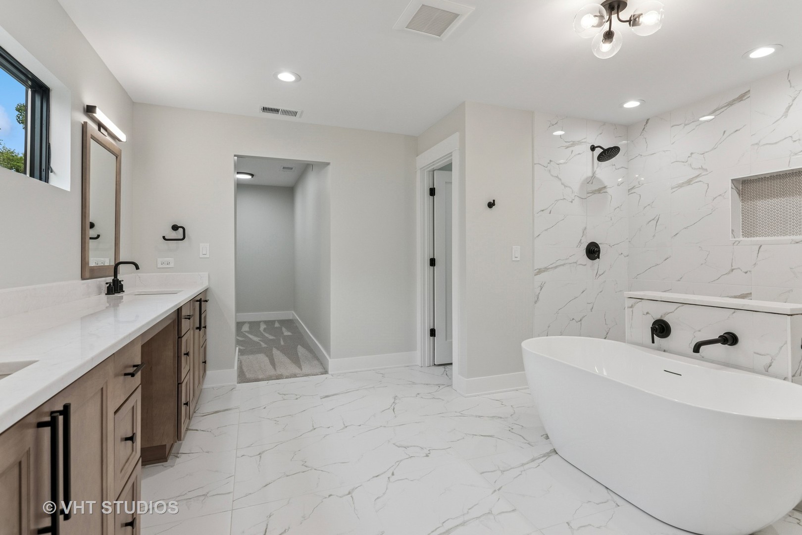 1527 N Louise Lane, Palatine, IL 60067